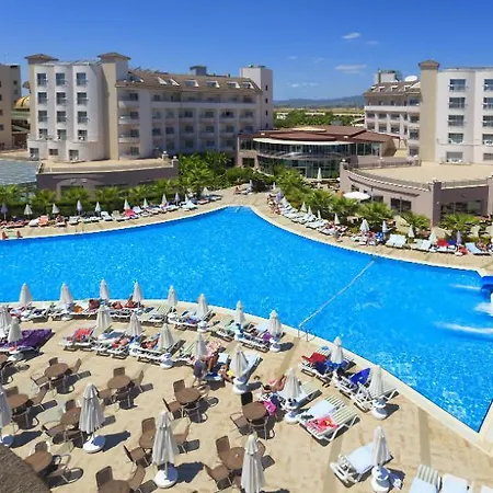Hotell Lilyum Side